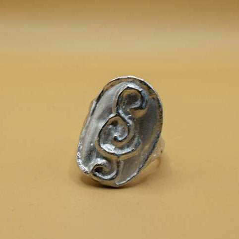 Connected Oval Signet Ring