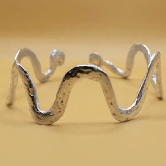 Wavy Arm Cuff